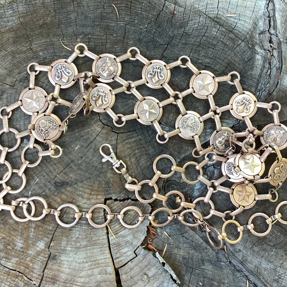 Beautiful Heavy Brass/Bronze Tone Link Design Belt main image 6